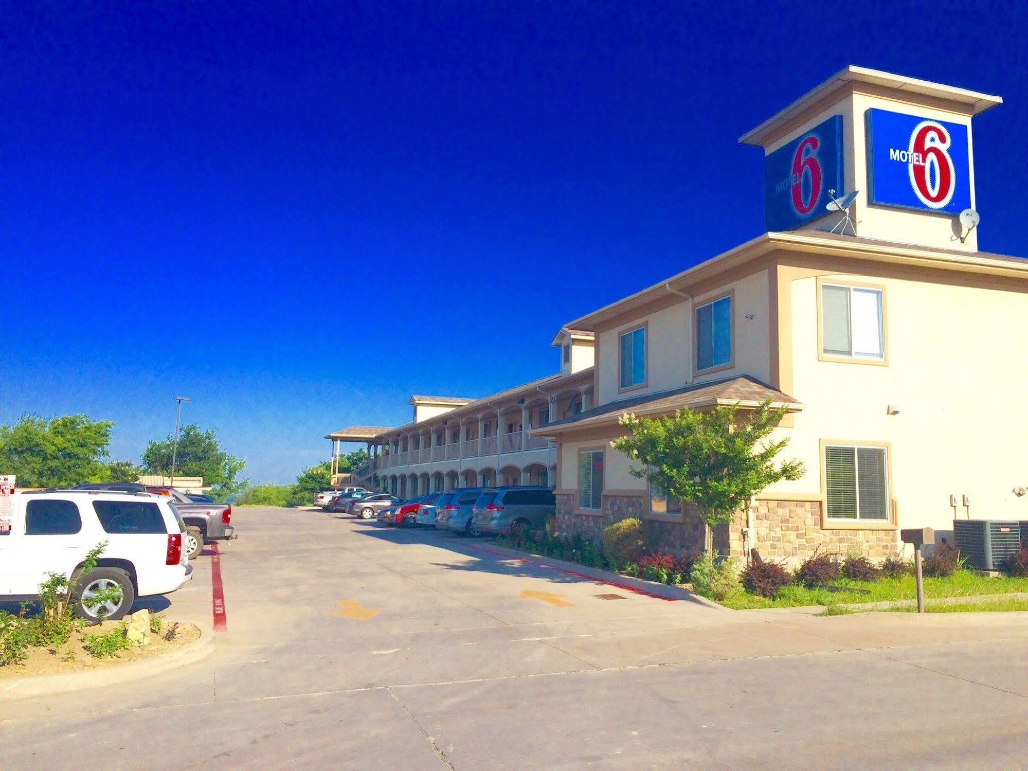 Motel 6-Rhome, Tx Εξωτερικό φωτογραφία