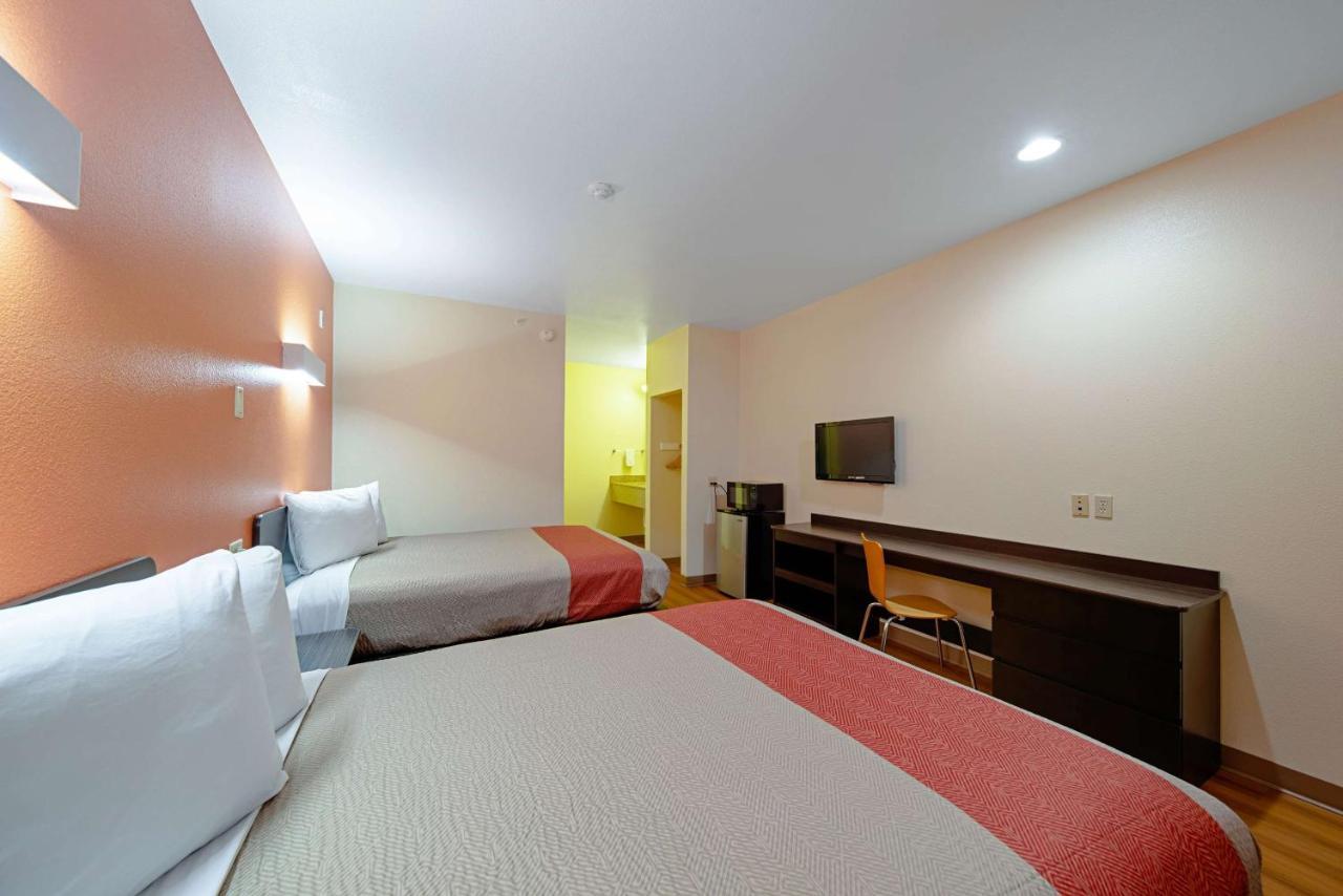 Motel 6-Rhome, Tx Εξωτερικό φωτογραφία