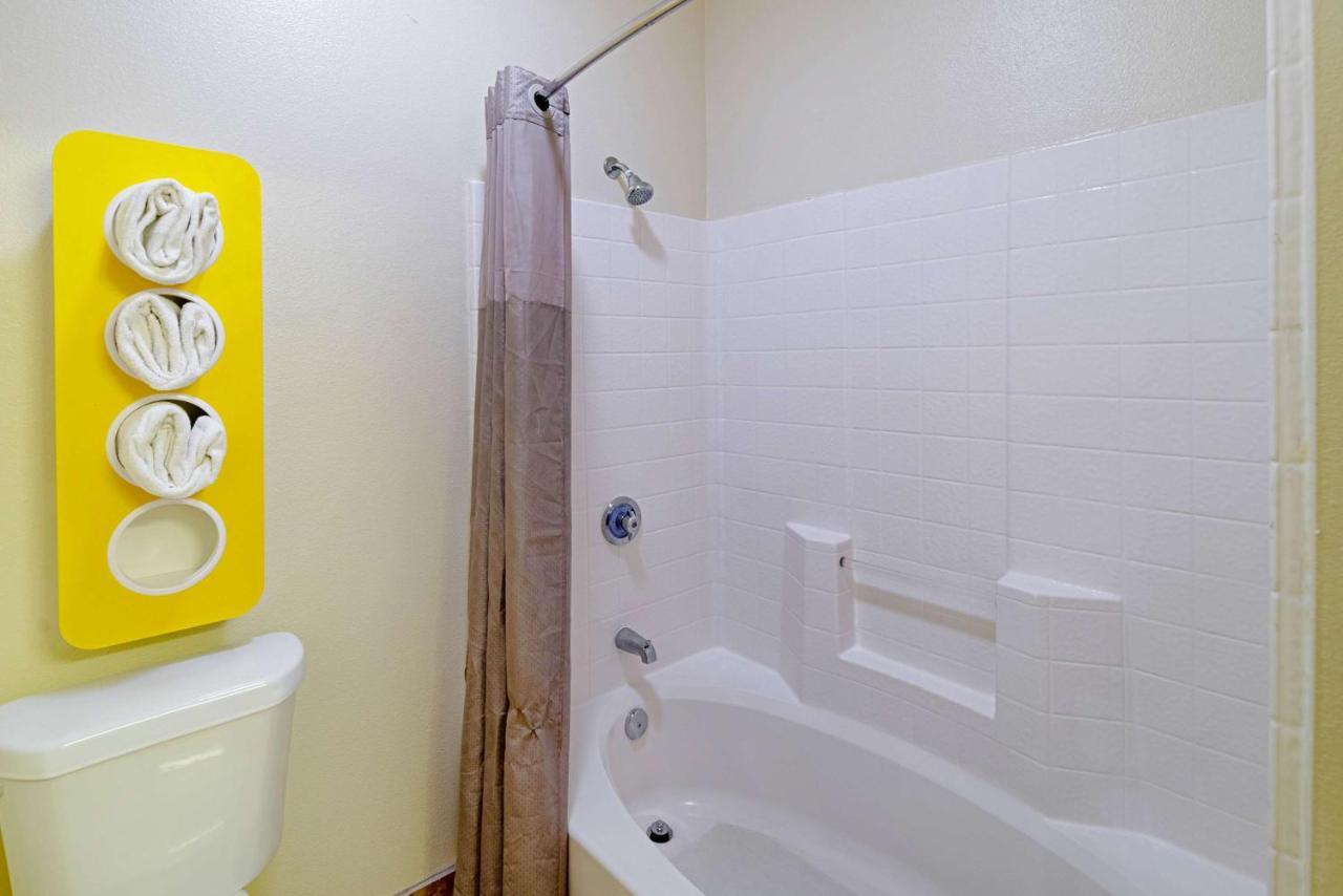 Motel 6-Rhome, Tx Εξωτερικό φωτογραφία